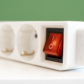 Удлинитель с 5 розетками (демо) Удлинитель с 5 розетками (демо)